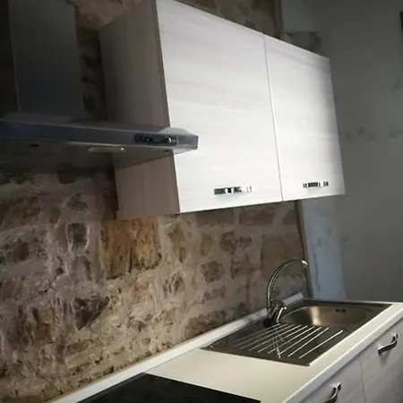 Izz1 - Loft